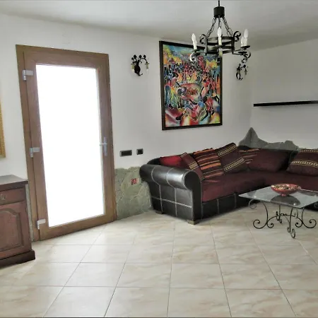 Gallo - Seminterrato Luminoso * Capoterra